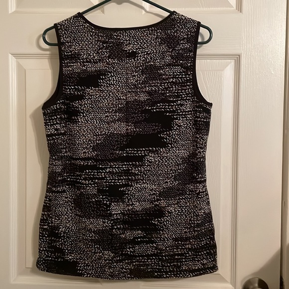 Kasper, Medium Black/Tan sleeveless blouse - Picture 2 of 3